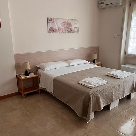 B&B Kalypso Gallipoli Bagian luar foto